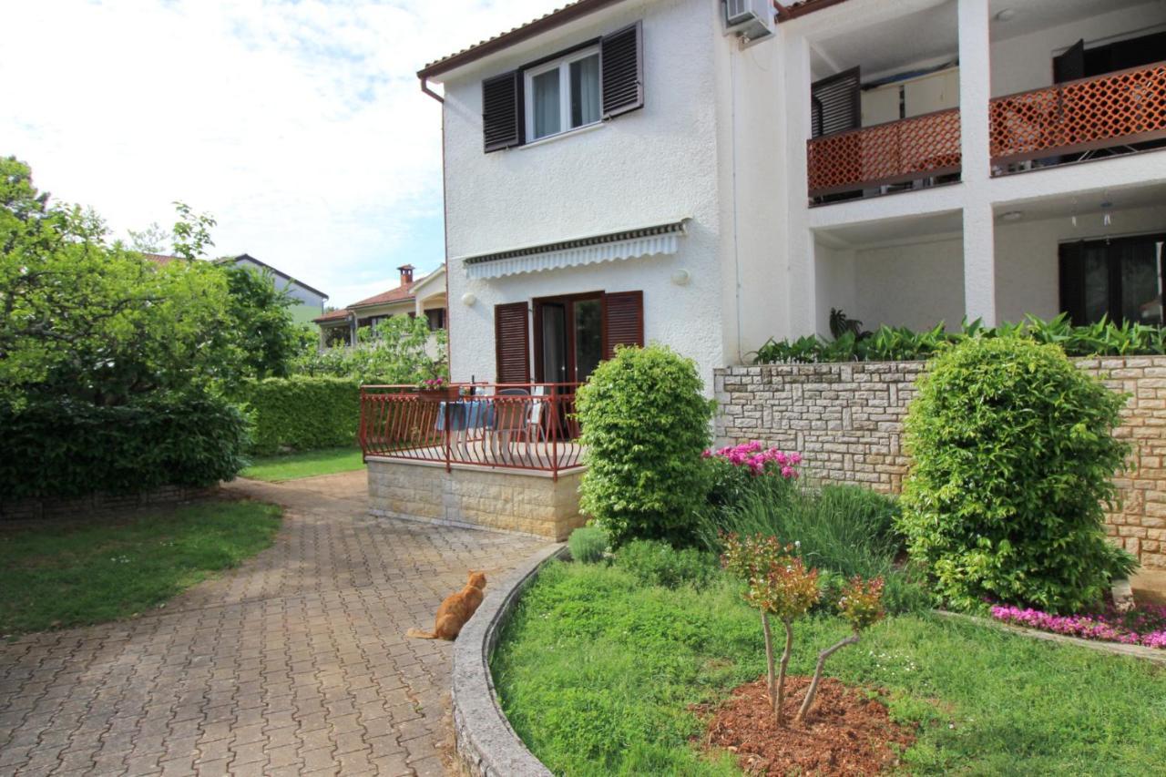 Apartment Ema Near City Center Poreč Eksteriør billede
